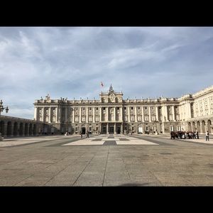 Meet your Posher, TJ